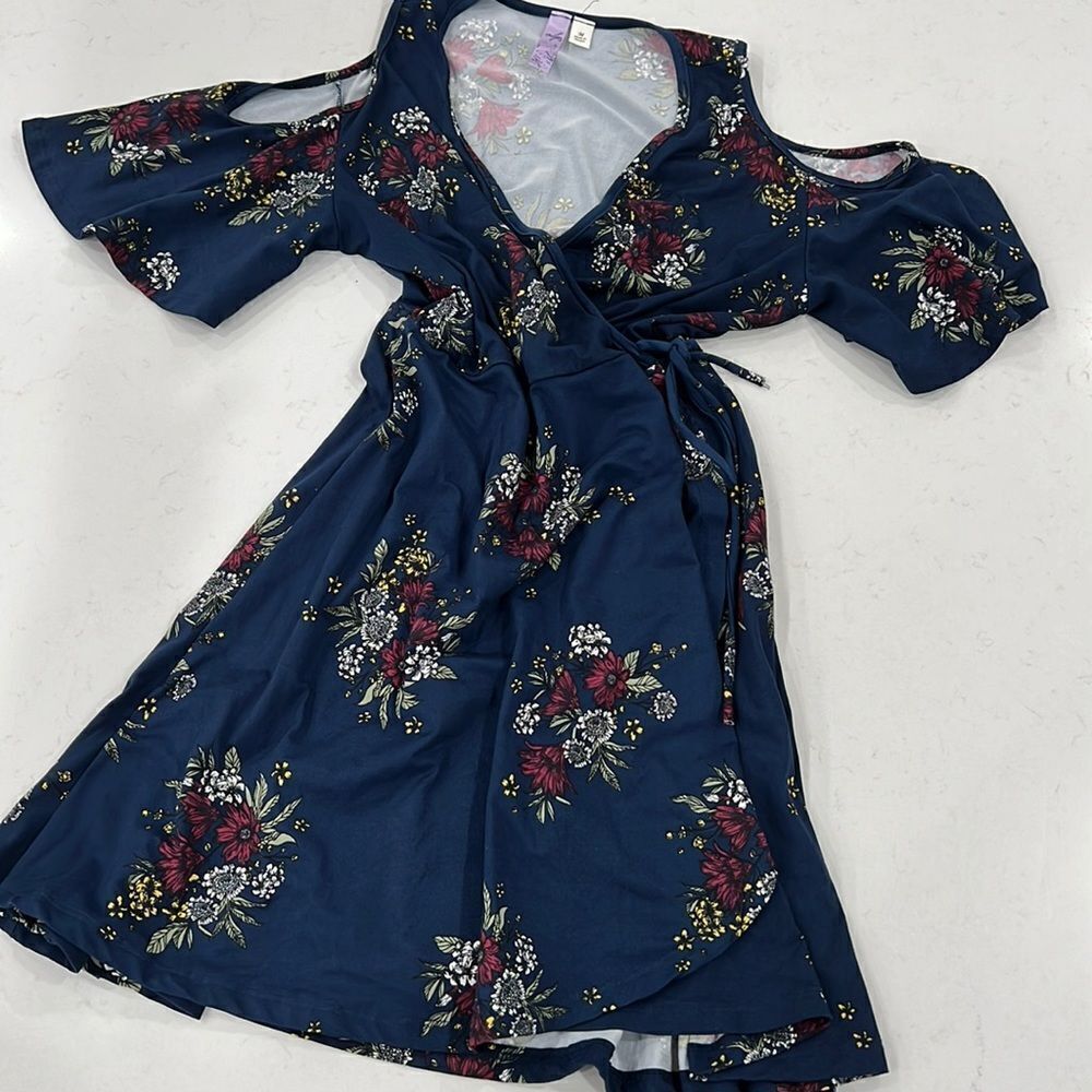 Alya Francesca’s Cold Shoulder floral dress